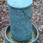 Lintujen ruokinta-automaatti - pikkukuva 1