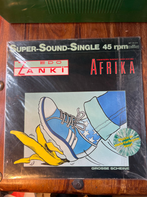 Edo Zanki - Africa 12” Maxi