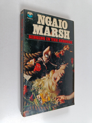 Ngaio Marsh : Singing in the Shrouds