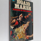 Ngaio Marsh : Singing in the Shrouds - pikkukuva 1