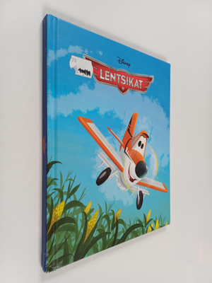 Klay Hall : Lentsikat