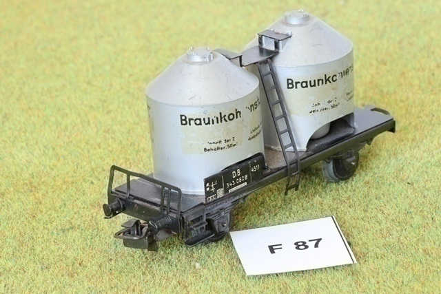 #F87 Märklin 4511 tankkivaunu