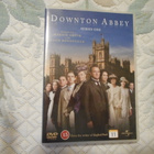 DOWNTON ABBEY series one (1) sis, 3 DVD:tä - pikkukuva 1