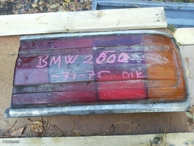 BMW  5 sarjan E12 -77-81 oikea takavalo