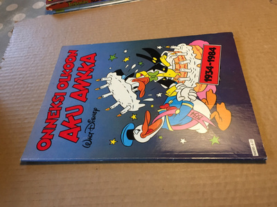 DISNEY ONNEKSI OLKOON AKU ANKKA 1934-1984 HYVÄ