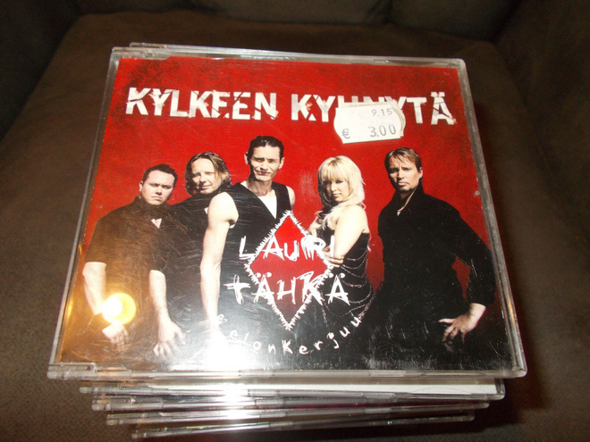CDM LAURI TÄHKÄ ** KYLKEEN KYHNYTÄ **