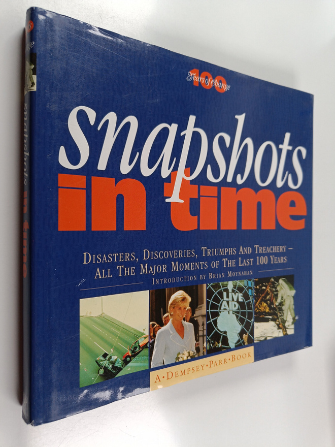 Karen Hurrell ym. : Snapshots in Time
