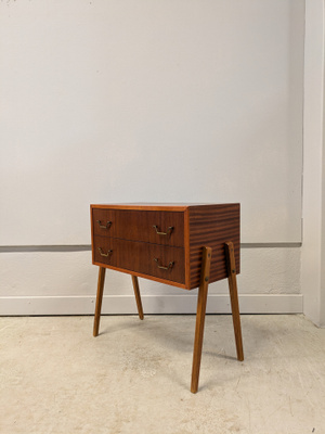 Teak lipasto 60-luku