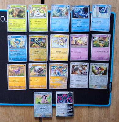 Pokemon kortit 17kpl (#99 Paradox Rift)