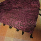Seepraraitainen huivi purppura - musta 110 x 110 cm - pikkukuva 2