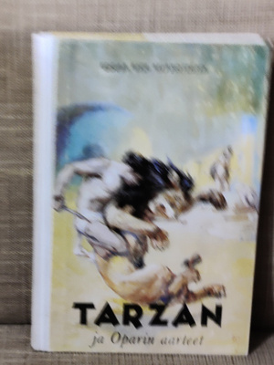 Tarzan ja oparin aarteet.