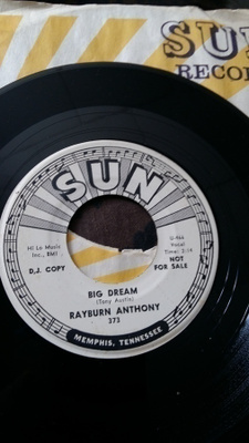 Rayburn Anthony sinkku