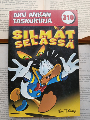 Aku Ankan taskukirja 310: Silmät selässä