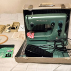 Husqvarna Automatic vintage -ompelukone + tarvikkeet - pikkukuva 1