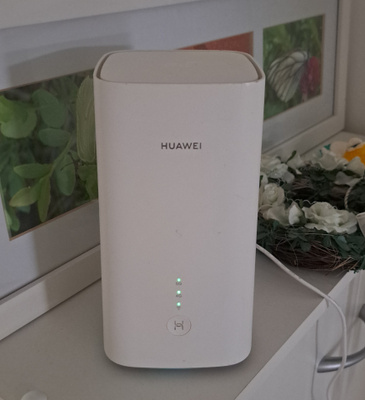 Huawei H122-373 5G reititin