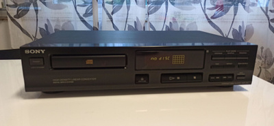 Sony CDP-313 cd-soitin