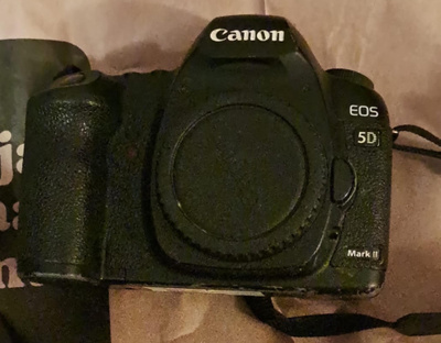 Canon 5D runko