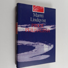 Martti Lindqvist : Pidot peilisalissa - pikkukuva 1