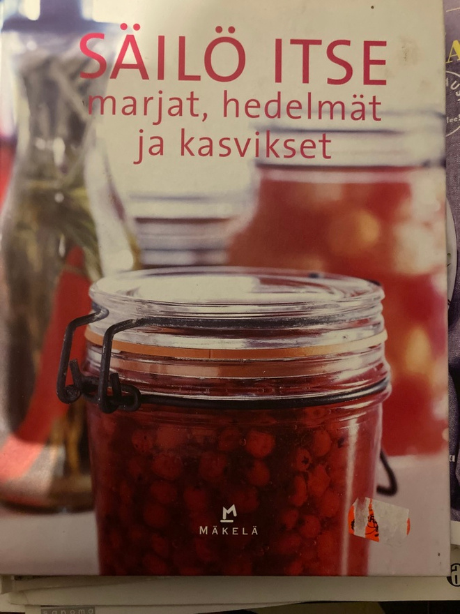 Säilö itse marjat, hedelmät ja kasvikset