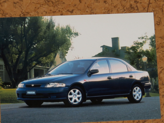 1997 Mazda 323 1.8 pressikuva - KUIN UUSI