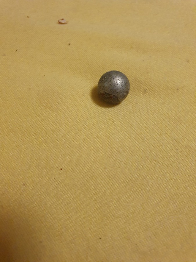 Metallinen pallo
