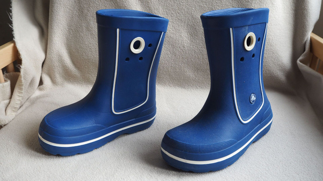 CROCS saappaat, koko J1 (32-33), HIENOT