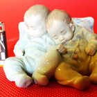 Figuuri  2 vauvaa LLADRO Espanja aito vanha - pikkukuva 1