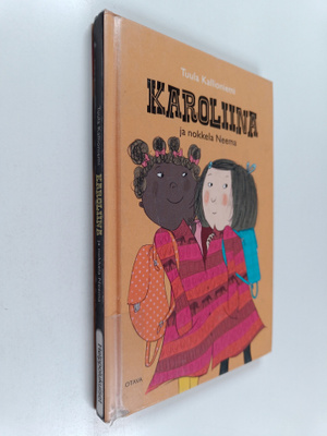 Tuula Kallioniemi : Karoliina ja nokkela Neema