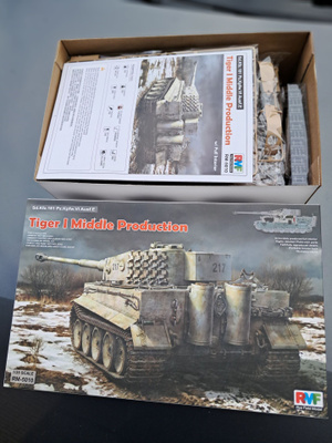 RMF 1/35 Tiger I middle produktion
