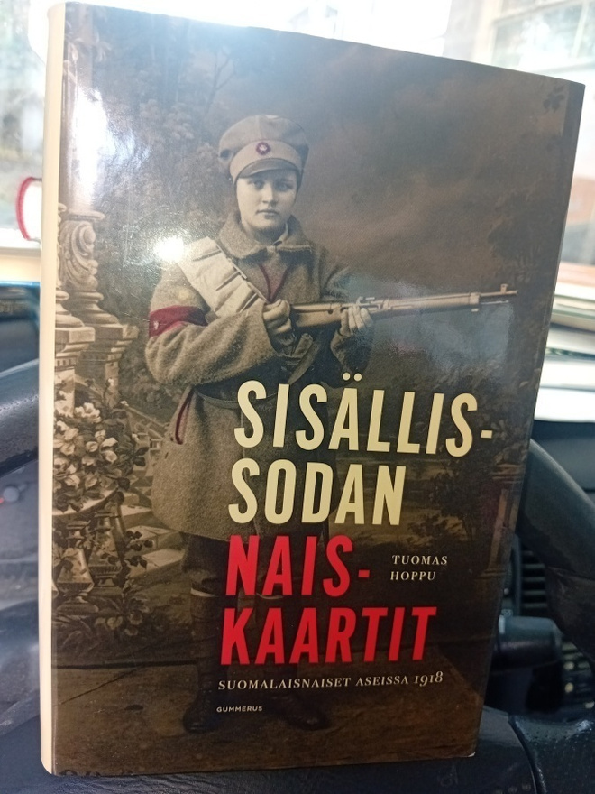 Hoppu : Sisällissodan naiskaartit ( SIS POSTIKULU