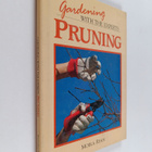 Moira Ryan : Gardening with the Experts : Pruning - pikkukuva 1