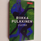 Riikka Pulkkinen : Vieras - pikkukuva 1