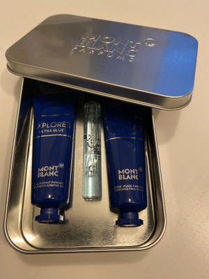 Mont Blanc Grooming Kit Explorer Ultra Blue