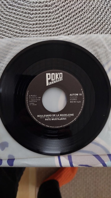 7" Pate Mustajärvi: Boulevard De La Madeleine / Meni niin, m