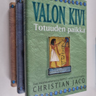 Christian Jacq : Valon kivi 1-3 : Nefer Vaitelias ; Paneb... - pikkukuva 1
