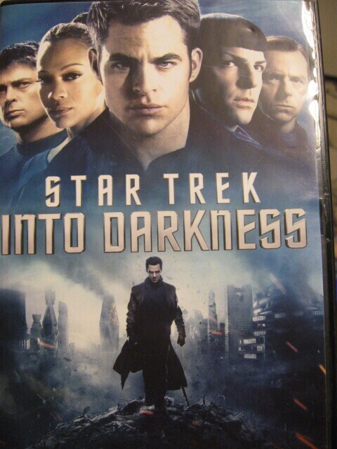 STAR TREK: INTO DARKNESS DVD