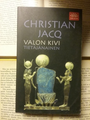 Christian Jacq - Valon kivi: Tietäjänainen (pokkari)