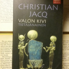 Christian Jacq - Valon kivi: Tietäjänainen (pokkari) - pikkukuva 1