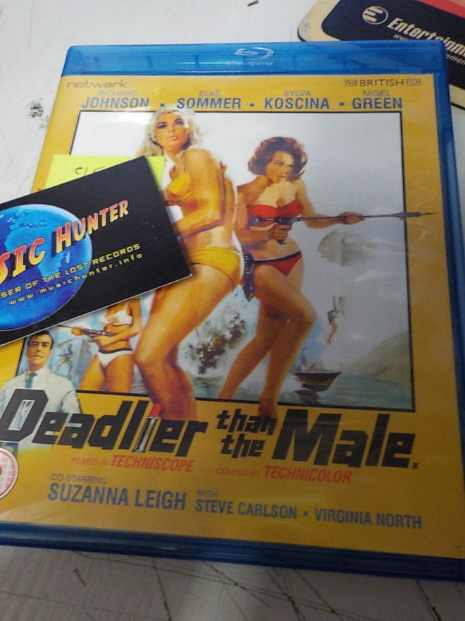 DEADLIER THAN THE MALE UUSI BLU-RAY (W)
