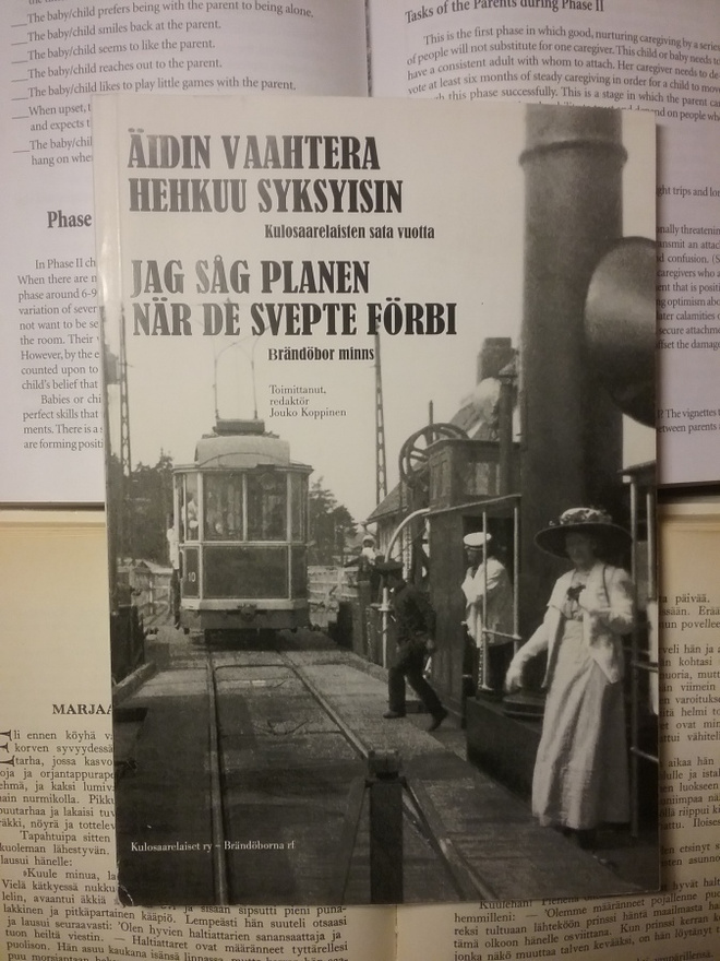 Jouko Koppinen - Äidin vaahtera hehkuu syksyisin (nid.)