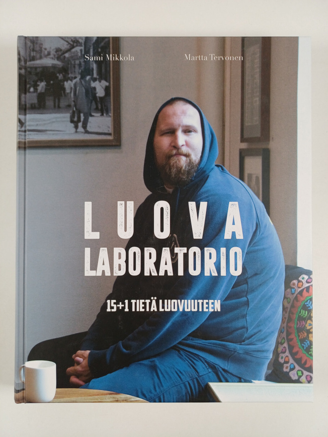 Martta Tervonen ym. : Luova Laboratorio : 15+1 tietä luov...