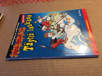 DISNEY AKU-PALAT 17 HYVÄ
