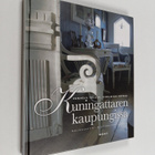Maria Schulgin : Kuningattaren kaupungissa : vanhoja talo... - pikkukuva 1