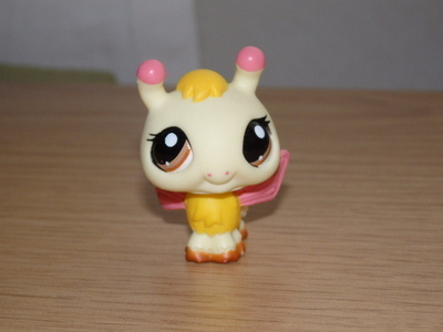 LITTLEST PET SHOP kelta-pinkki MEHILÄINEN, AMPIAINEN #1708