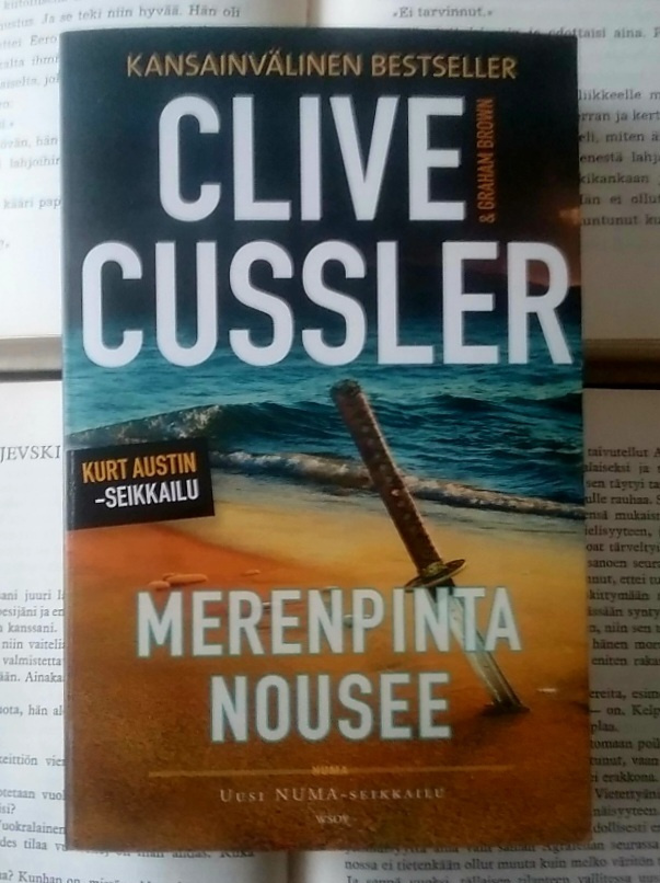 Clive Cussler - Merenpinta nousee (pokkari)