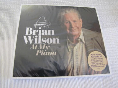 Brian Wilson at my piano cd muoveissa EU 2021