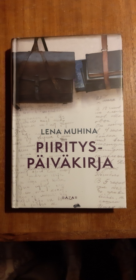 LENA MUHINA ``PIIRITYSPÄIVÄKIRJA``