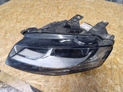 Alkuperäinen Audi A4 B8 vasen ajovalo (Halogeeni)