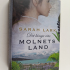 Sarah Lark : Det långa vita molnets land - pikkukuva 1