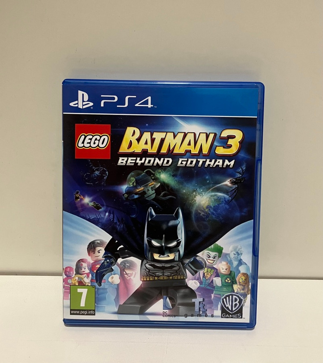 Lego Batman 3 PS4 (CIB)